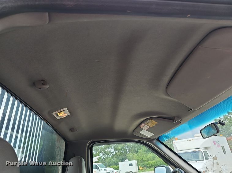 image for item DP6528 2001 Ford F550 Super Duty XL dump truck