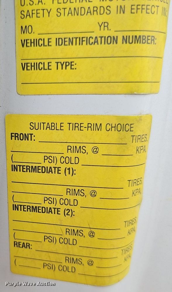 image for item DP6528 2001 Ford F550 Super Duty XL dump truck