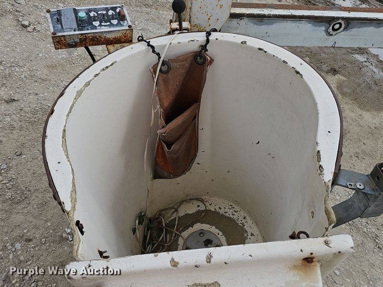 image for item DP6532 Altec 45934 bucket lift