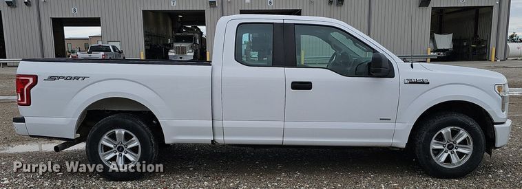 image for item DP6535 2015 Ford F150 XL SuperCab pickup truck