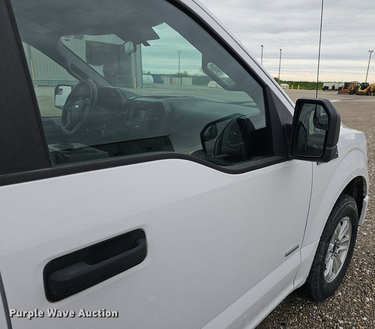 image for item DP6535 2015 Ford F150 XL SuperCab pickup truck