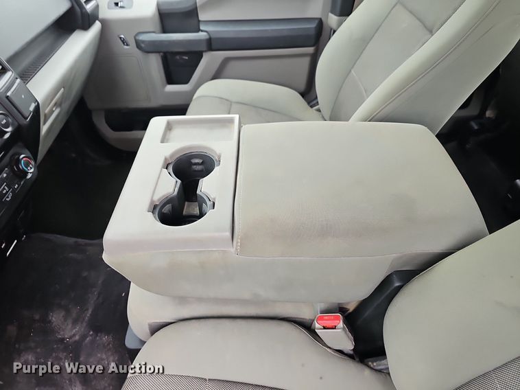 image for item DP6535 2015 Ford F150 XL SuperCab pickup truck