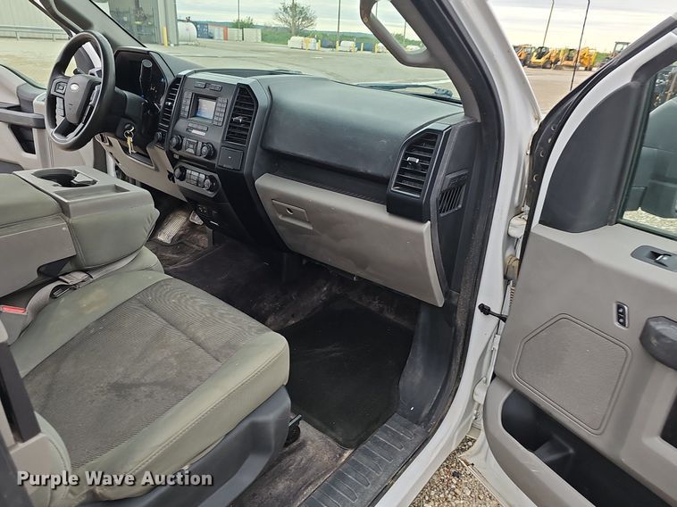 image for item DP6535 2015 Ford F150 XL SuperCab pickup truck