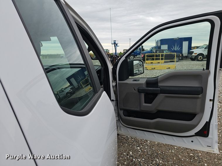 image for item DP6535 2015 Ford F150 XL SuperCab pickup truck