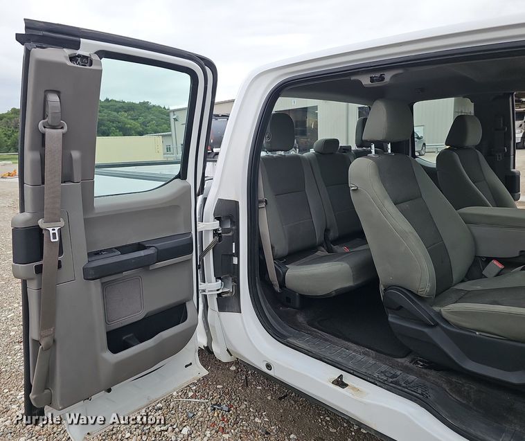 image for item DP6535 2015 Ford F150 XL SuperCab pickup truck