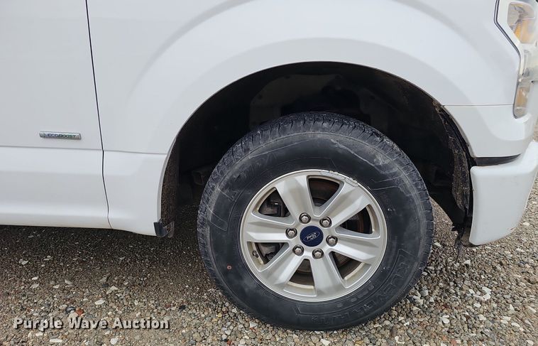 image for item DP6535 2015 Ford F150 XL SuperCab pickup truck