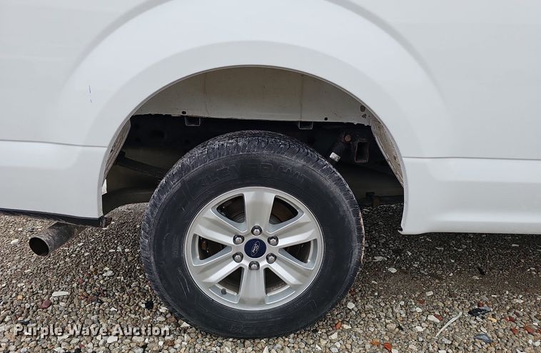 image for item DP6535 2015 Ford F150 XL SuperCab pickup truck