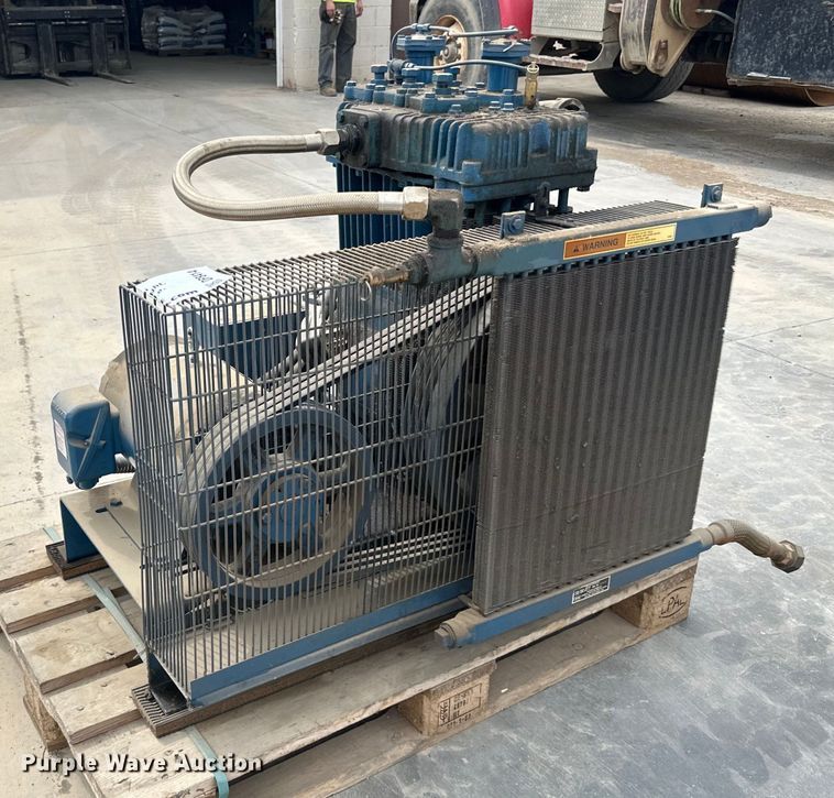 image for item DP8414 Quincy  MOR370SB15HP air compressor