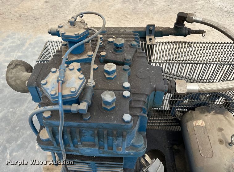 image for item DP8414 Quincy  MOR370SB15HP air compressor