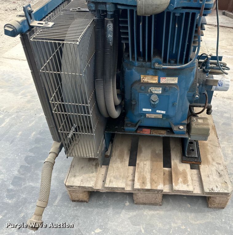 image for item DP8414 Quincy  MOR370SB15HP air compressor