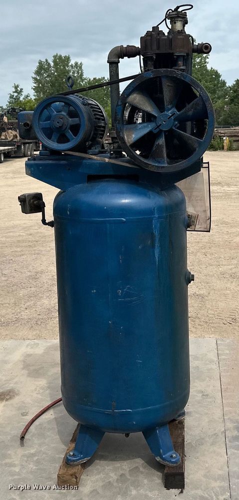 image for item DP8415 MCC air compressor