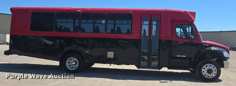 image for item DQ4385 2015 Freightliner  Business Class M2 shuttle bus