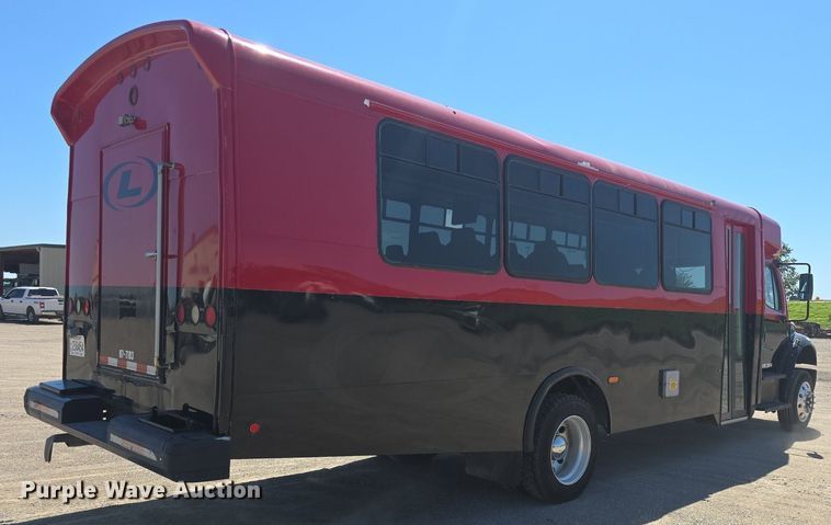 image for item DQ4385 2015 Freightliner  Business Class M2 shuttle bus