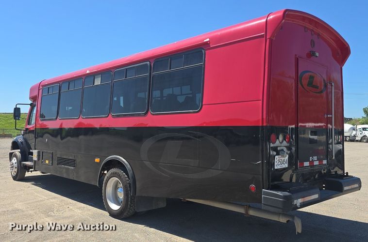 image for item DQ4385 2015 Freightliner  Business Class M2 shuttle bus