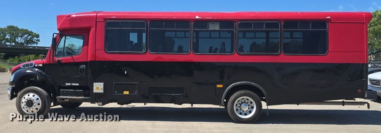 image for item DQ4385 2015 Freightliner  Business Class M2 shuttle bus