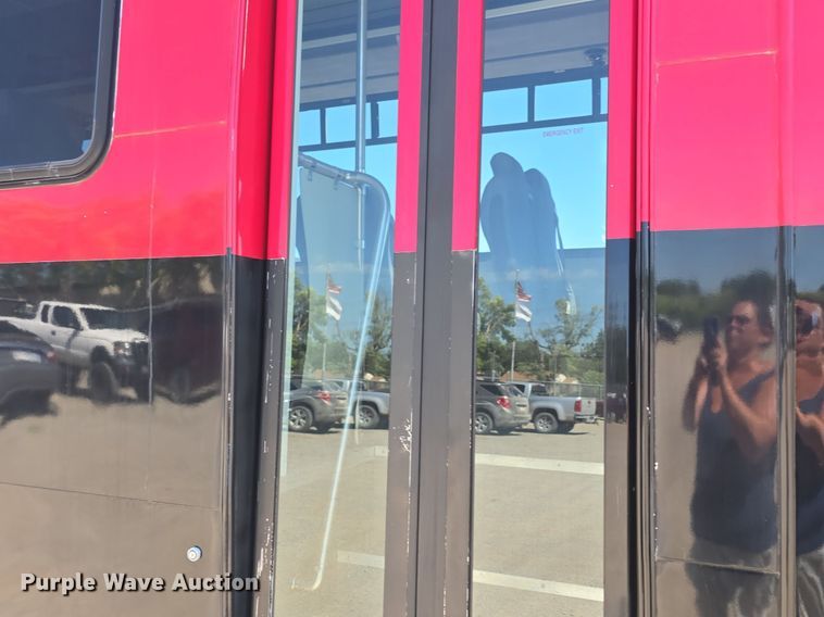 image for item DQ4385 2015 Freightliner  Business Class M2 shuttle bus