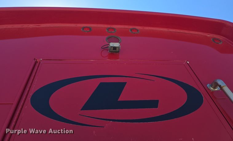 image for item DQ4385 2015 Freightliner  Business Class M2 shuttle bus