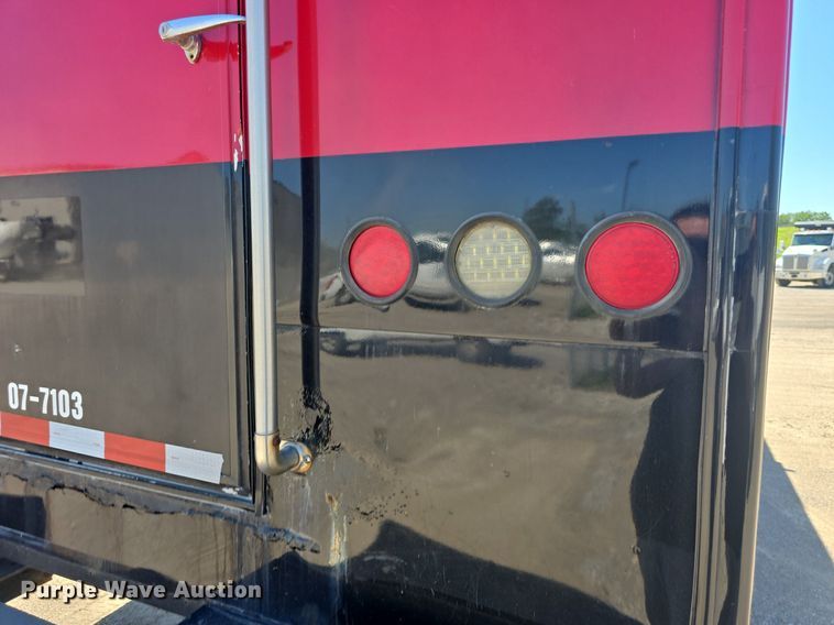 image for item DQ4385 2015 Freightliner  Business Class M2 shuttle bus