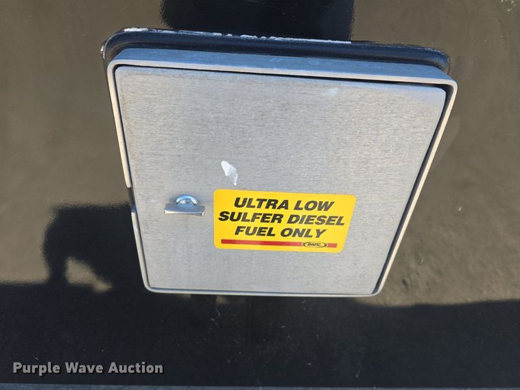 image for item DQ4385 2015 Freightliner  Business Class M2 shuttle bus