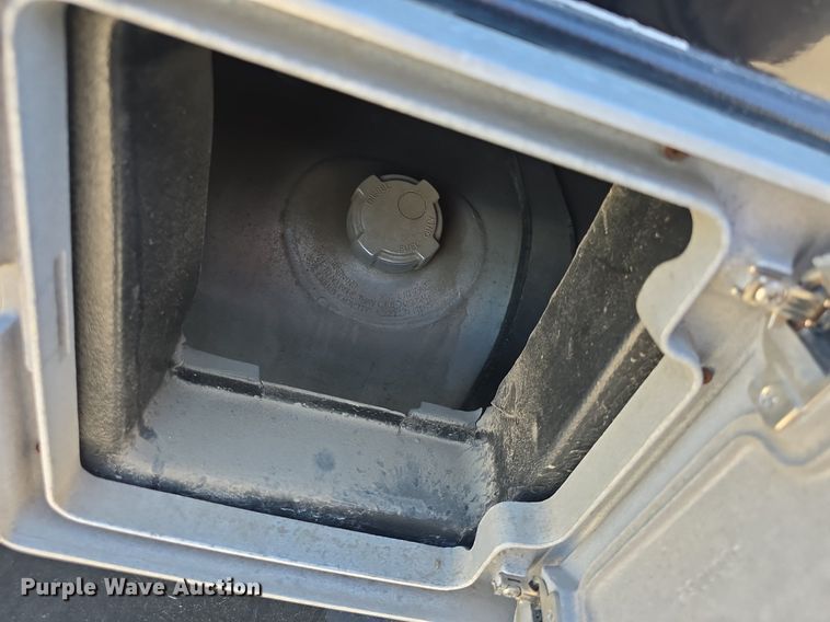 image for item DQ4385 2015 Freightliner  Business Class M2 shuttle bus