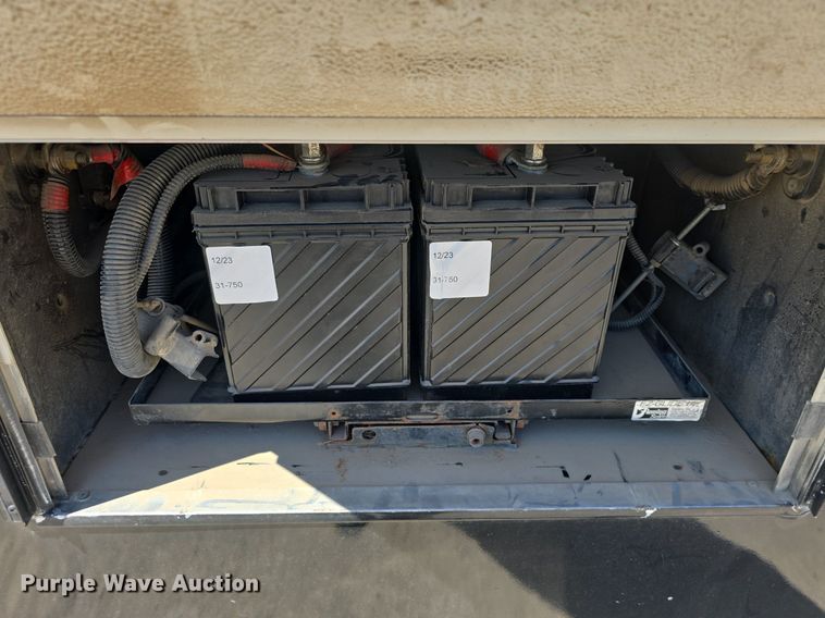 image for item DQ4385 2015 Freightliner  Business Class M2 shuttle bus