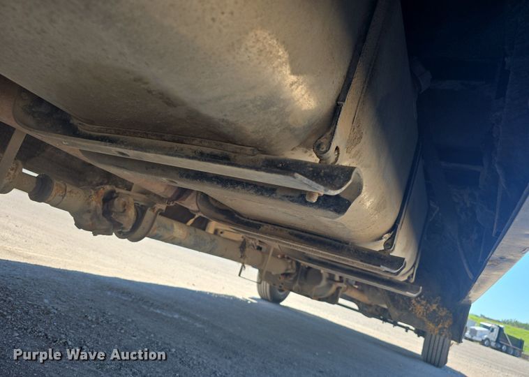 image for item DQ4385 2015 Freightliner  Business Class M2 shuttle bus