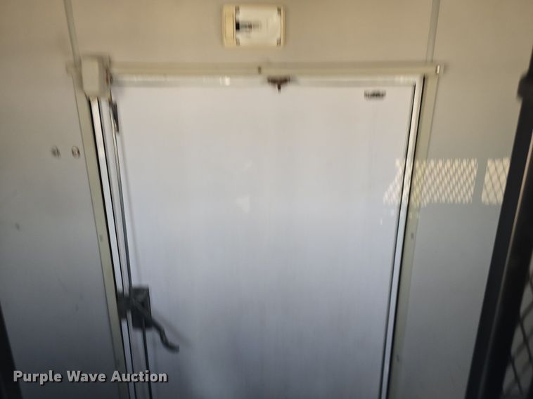 image for item DQ4385 2015 Freightliner  Business Class M2 shuttle bus