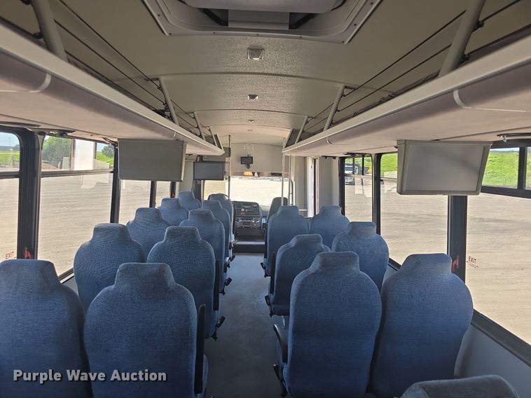 image for item DQ4385 2015 Freightliner  Business Class M2 shuttle bus