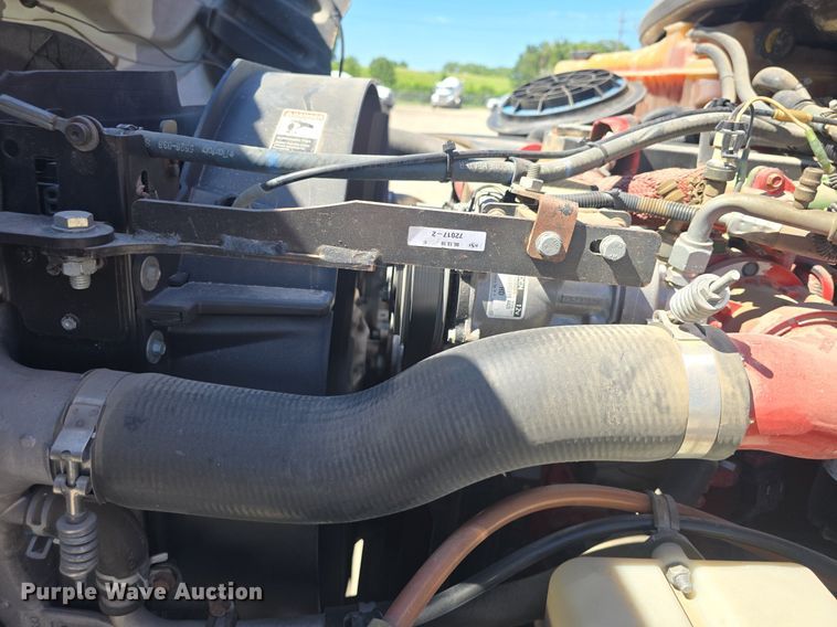 image for item DQ4385 2015 Freightliner  Business Class M2 shuttle bus