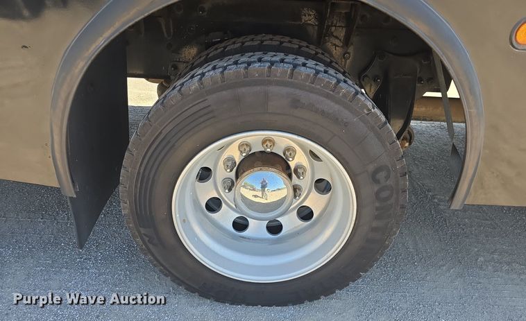 image for item DQ4385 2015 Freightliner  Business Class M2 shuttle bus