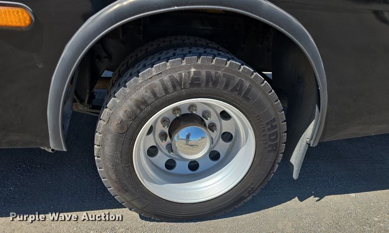 image for item DQ4385 2015 Freightliner  Business Class M2 shuttle bus