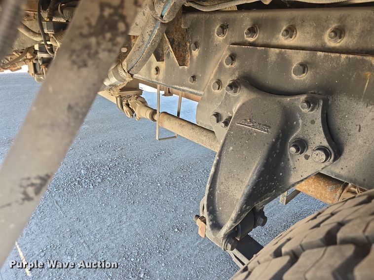 image for item DQ4385 2015 Freightliner  Business Class M2 shuttle bus