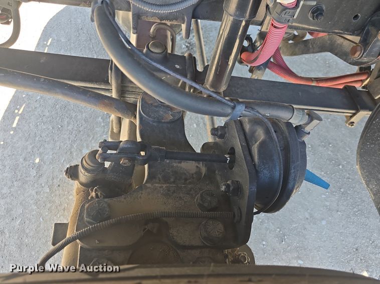 image for item DQ4385 2015 Freightliner  Business Class M2 shuttle bus