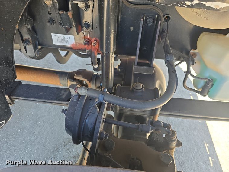 image for item DQ4385 2015 Freightliner  Business Class M2 shuttle bus