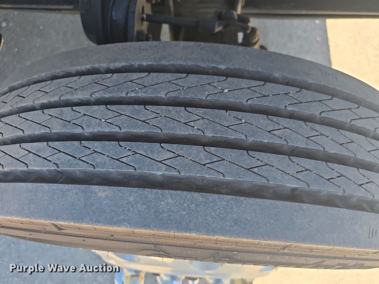 image for item DQ4385 2015 Freightliner  Business Class M2 shuttle bus