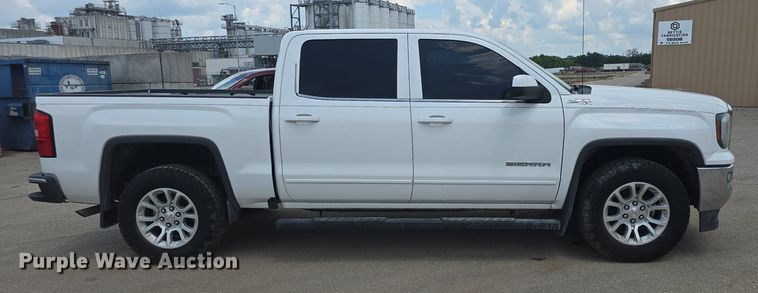 image for item DQ4392 2016 GMC Sierra 1500 Crew Cab pickup truck