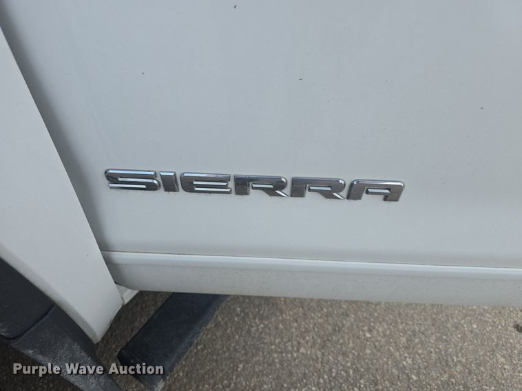 image for item DQ4392 2016 GMC Sierra 1500 Crew Cab pickup truck