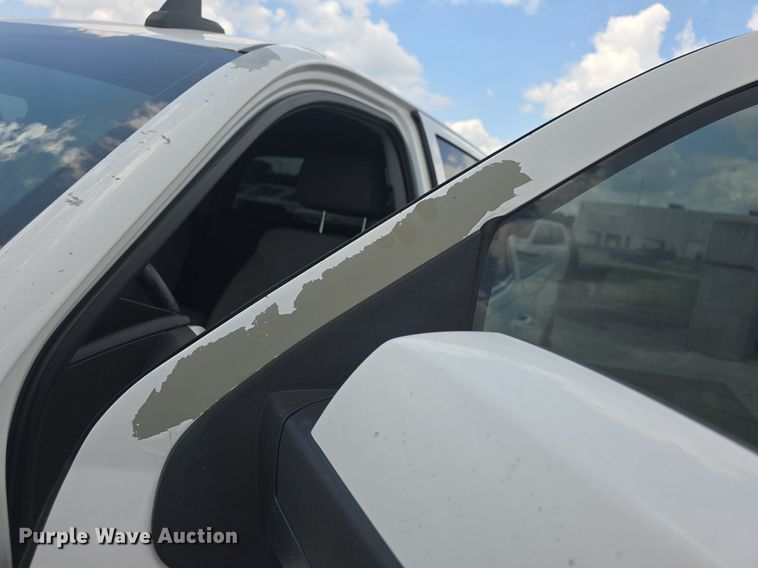 image for item DQ4392 2016 GMC Sierra 1500 Crew Cab pickup truck