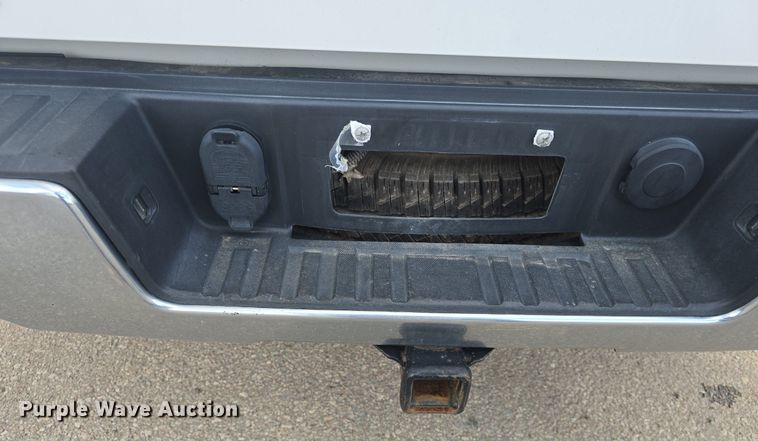 image for item DQ4392 2016 GMC Sierra 1500 Crew Cab pickup truck