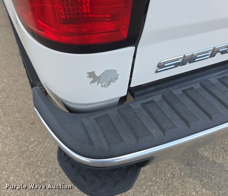 image for item DQ4392 2016 GMC Sierra 1500 Crew Cab pickup truck