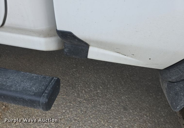 image for item DQ4392 2016 GMC Sierra 1500 Crew Cab pickup truck