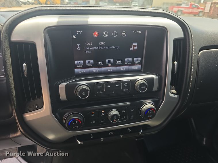 image for item DQ4392 2016 GMC Sierra 1500 Crew Cab pickup truck