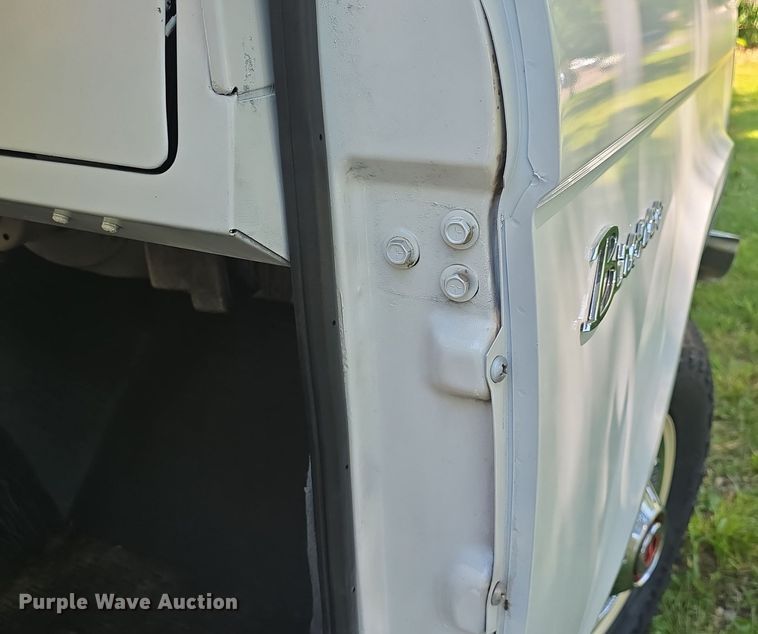 image for item DQ4403 1968 Ford Bronco SUV