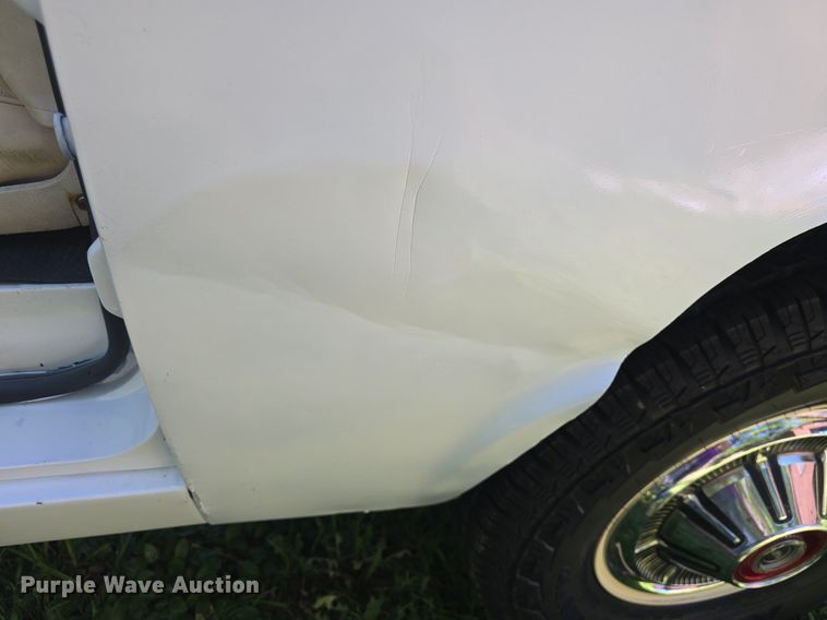 image for item DQ4403 1968 Ford Bronco SUV