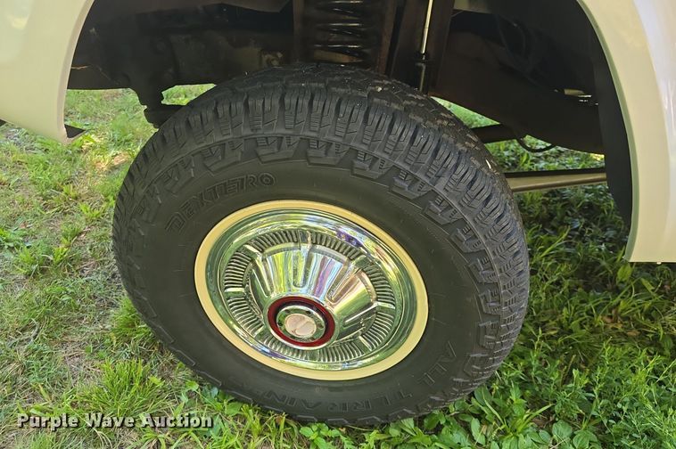 image for item DQ4403 1968 Ford Bronco SUV