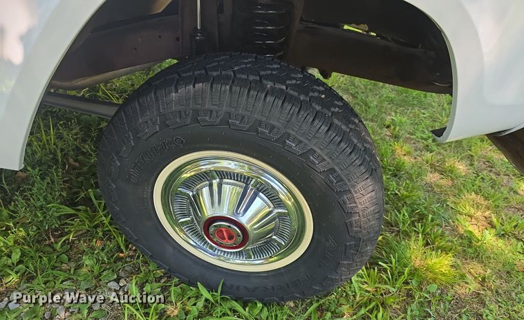 image for item DQ4403 1968 Ford Bronco SUV