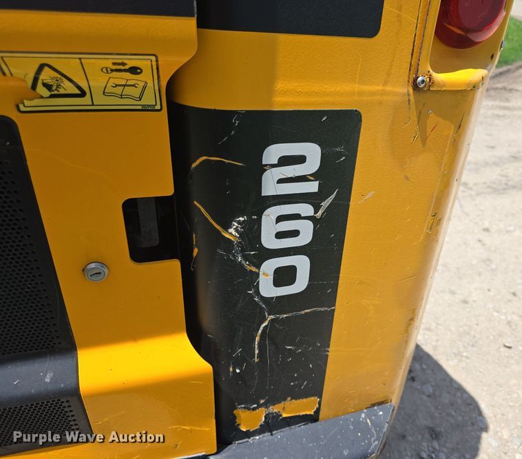 image for item DQ4436 2013 JCB 260 eco skid steer loader