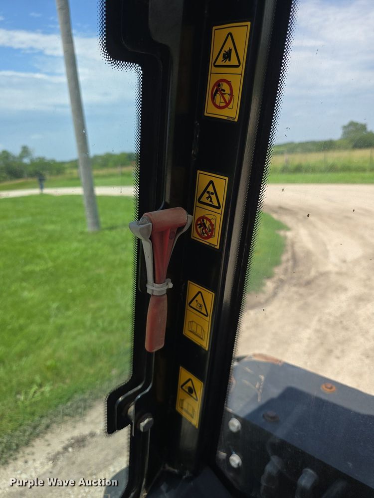 image for item DQ4436 2013 JCB 260 eco skid steer loader