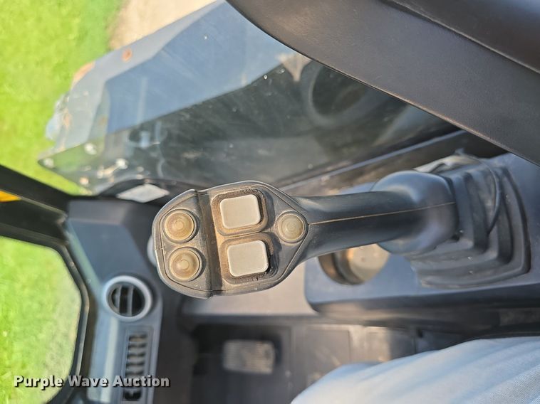 image for item DQ4436 2013 JCB 260 eco skid steer loader