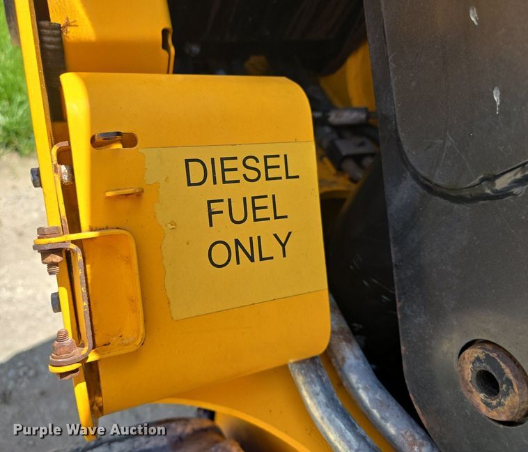 image for item DQ4436 2013 JCB 260 eco skid steer loader